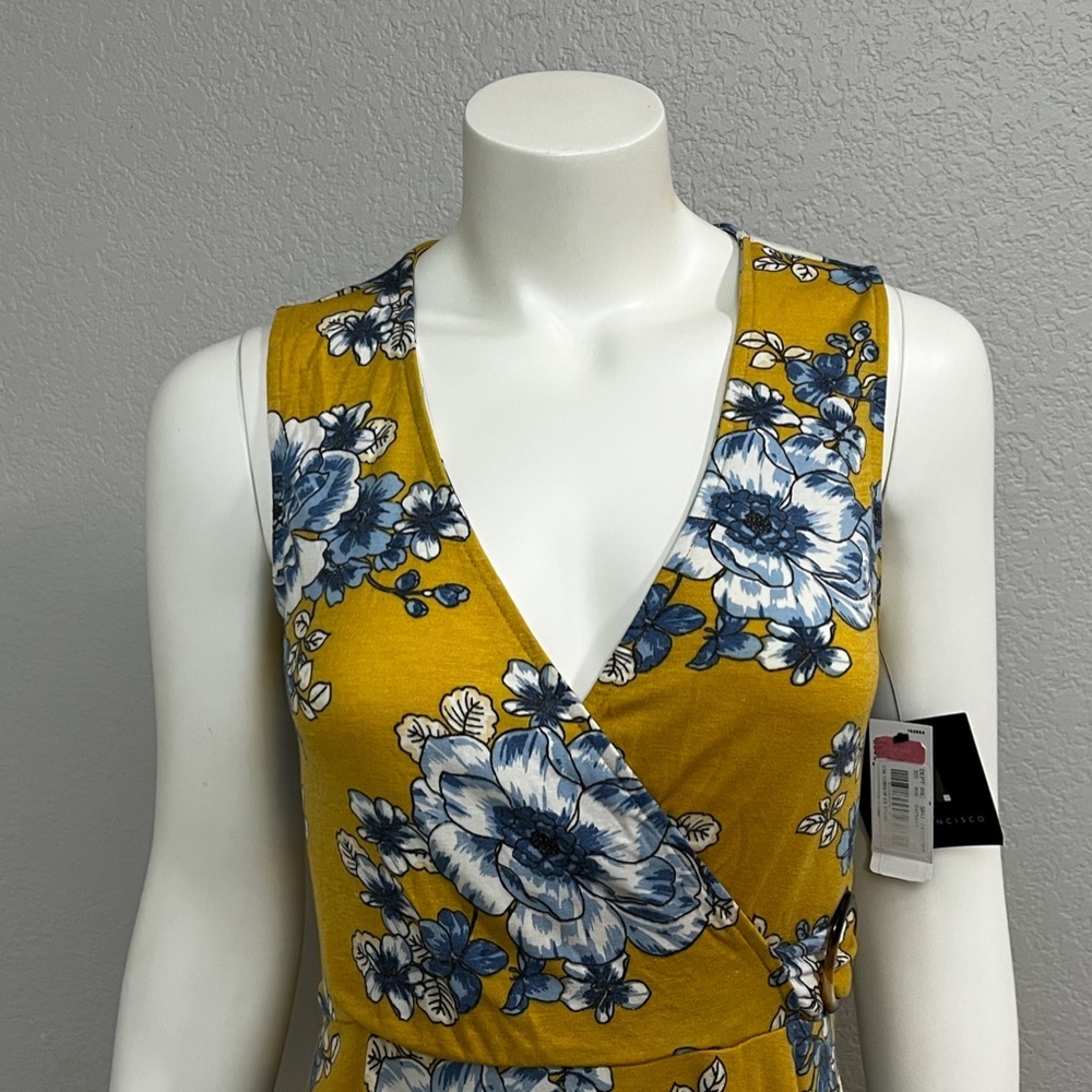NWT IN Floral Mock Wrap Floral Dress - Picture 3 of 10
